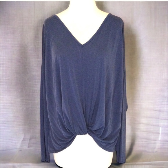 Chrysanthemum V Neck Front Knot Soft Blue Tunic Size M - Picture 1 of 8